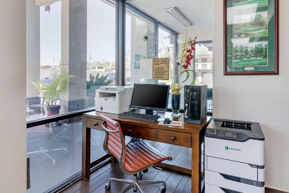 Econo Lodge Augusta, Downtown